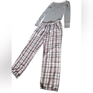 New Victoria's Secret women's 2 piece pj size S plaid pink grey w/shimmer